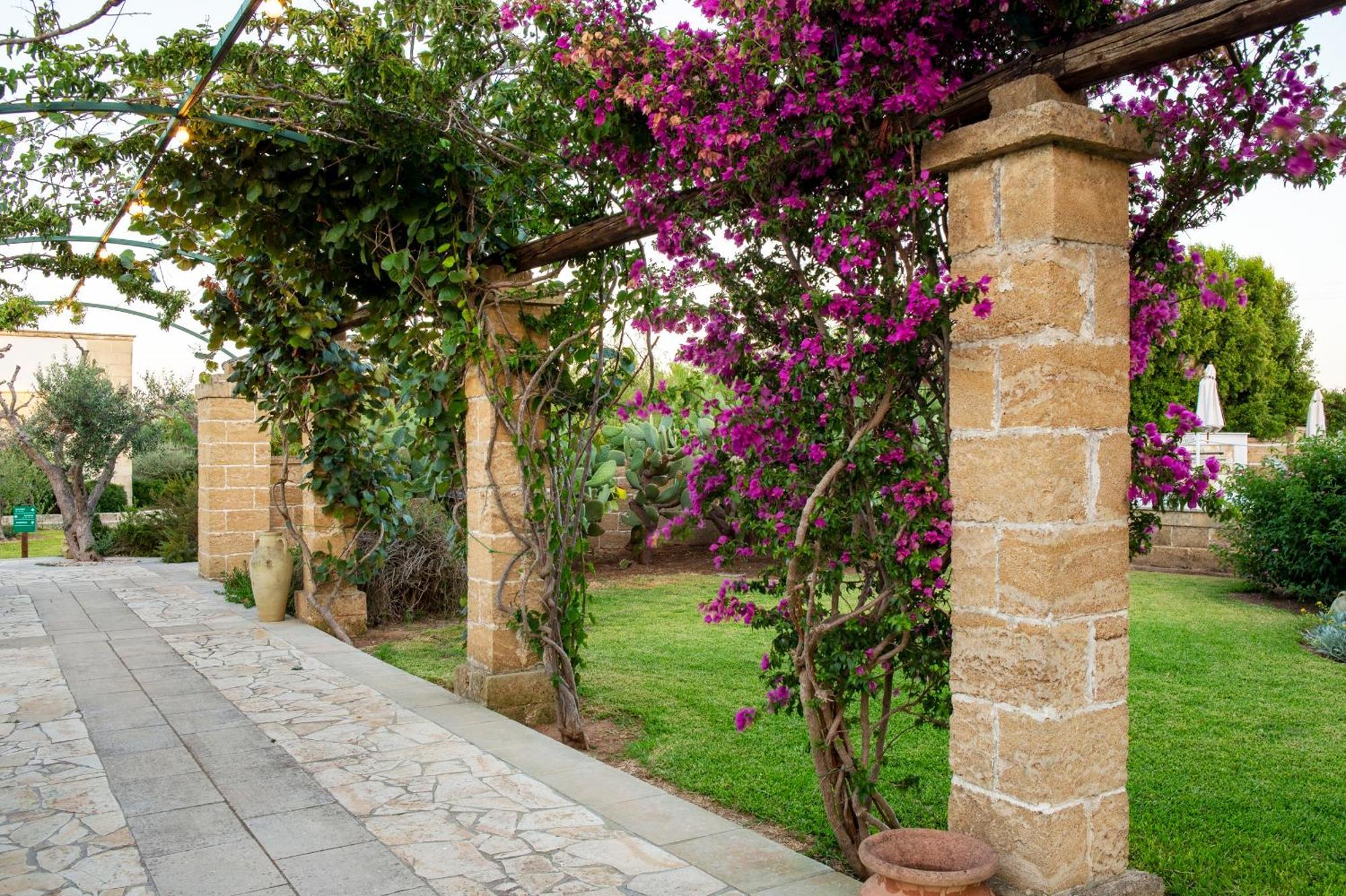 Masseria L'Uliveto Agri Resort Otranto Exterior foto